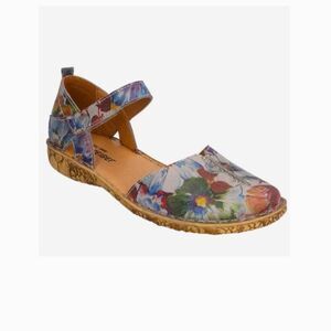 Josef Seibel, Genuine Leather, Mary Jane Style Sandals. NWOT, Size 38/7-7.5